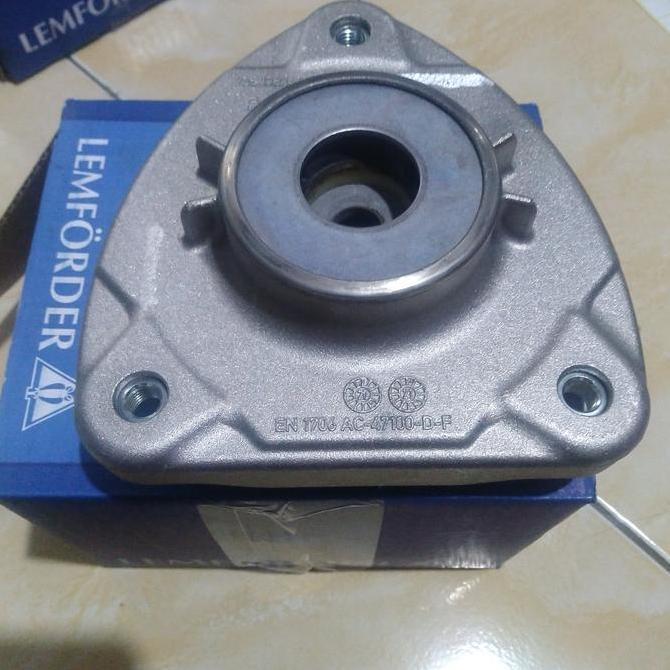NEW mounting shock depan Mercedes benz W246 W176 W117