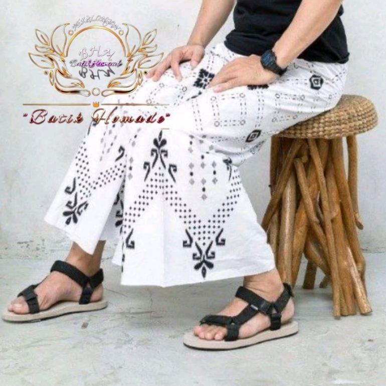 TERBARU SARUNG GOYOR PUTIH DEWASA, SARUNG PUTIH, SARUNG PUTIH KEKINIANSARUNG BATIKSARUNG PALEKAT TER