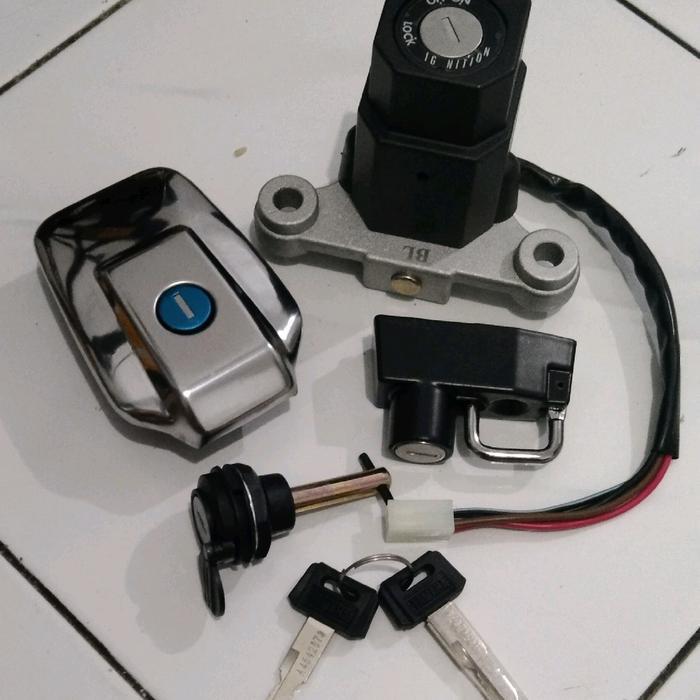 Kunci Kontak Rxs Set Tutup Tangki Tool Box Kunci Helm 4 In 1 Original Dan Terpercaya
