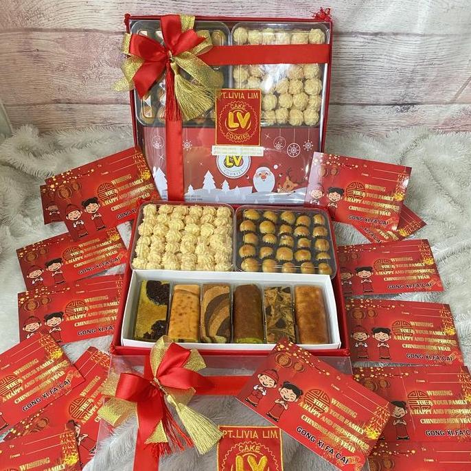 Paket berkah kue imlek / hampers imlek / paket kue kering dan basah