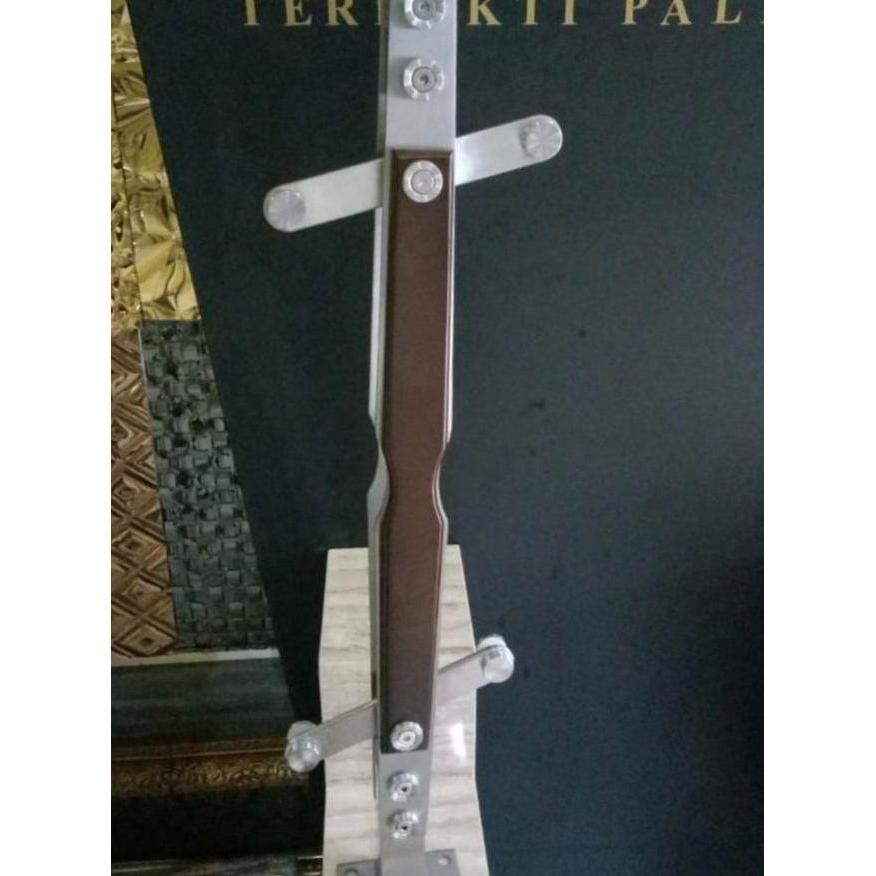 Tiang Railing Stainless Motif Kayu Glass Partition Hand Railing Stud