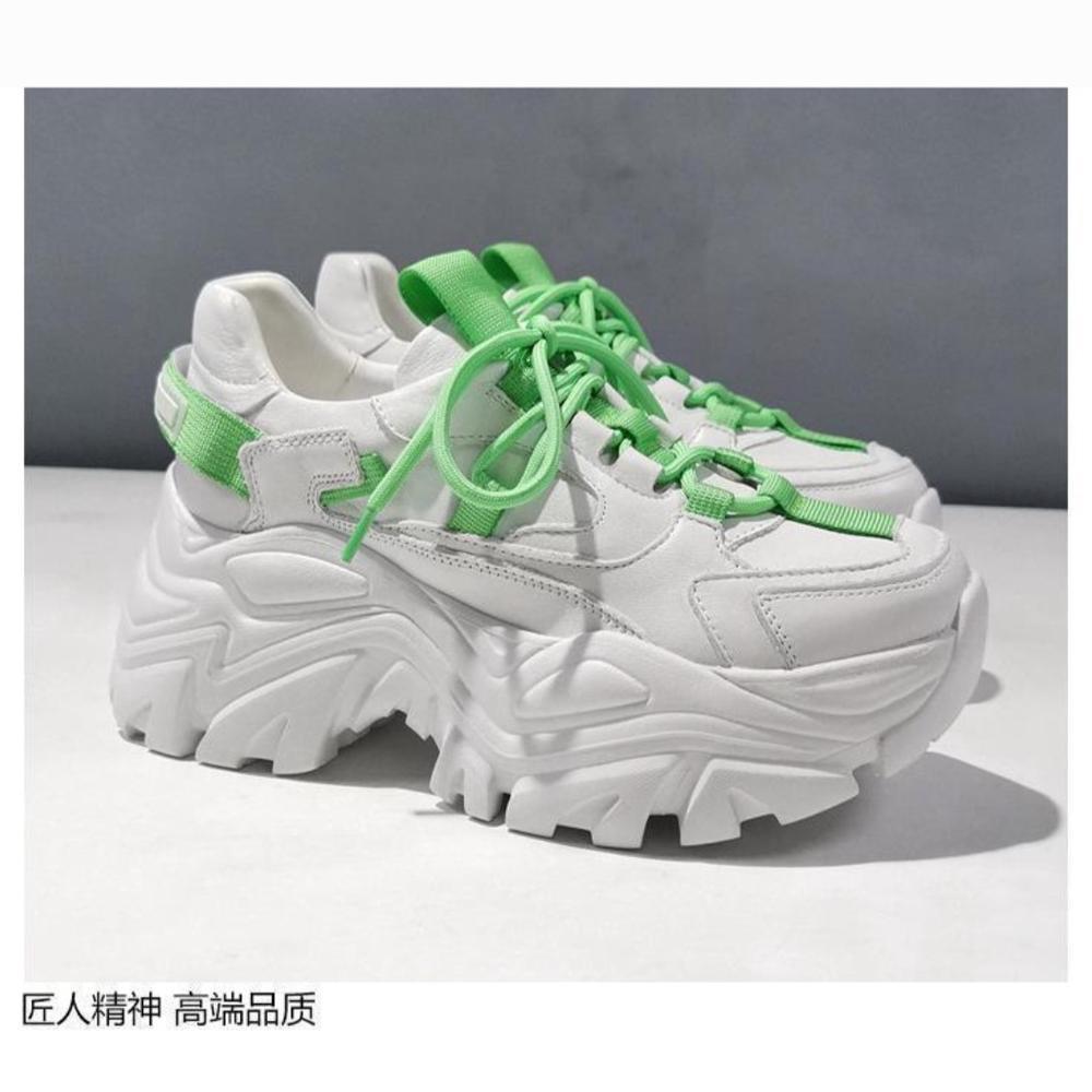 diskon sepatu sneakers modis wanita selebriti eropa