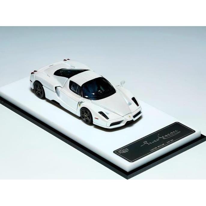 KING MODEL 1/64 FERRARI ENZO METALLIC WHITE DIECAST MOBIL MAINAN MINIATUR AS2123