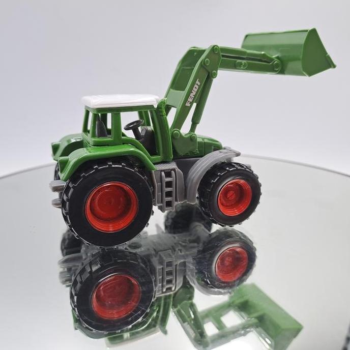 margaretacv / diecast siku 1:64 traktor Diskon