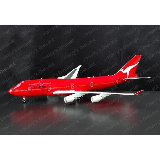 1/200 B747-400 Qantas - All Red by JC Wings