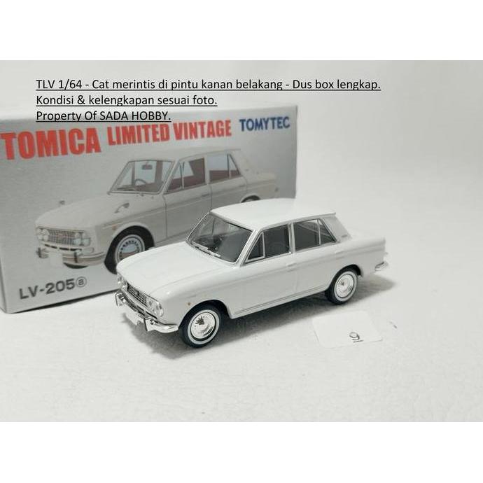 TOMYTEC TOMICA LIMITED VINTAGE LV-205A DATSUN BLUEBIRD 4-DOOR 1600SSS (WHITE) 1965 1/64 CADATOYS