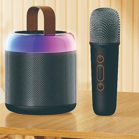 fahmifahstore / speaker karaoke bluetooth 2 mic Y Diskon