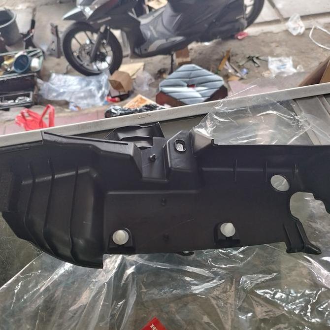 Ready Garnish Fender Tutup Depan Atas Kap Mesin Dekat Cowel Panggangan Sate Honda CRV RM Gen 4 2012 