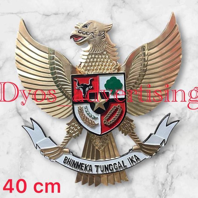 Garuda pancasila kayu patung garuda kayu ukuran 40 cm
