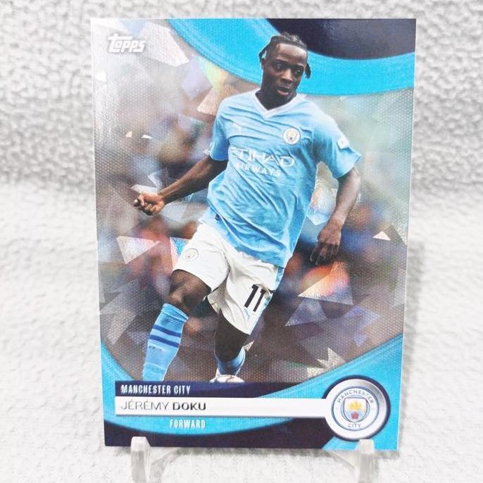 Topps manchester city 23-24 jeremy doku cracked ice