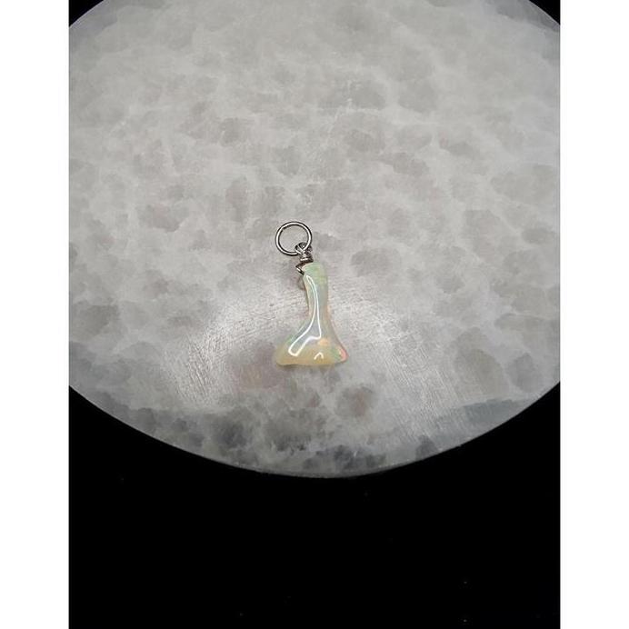 Kalung Liontin Batu Fire Opal Mexico Pendant Lucky Charm 13mm C1395