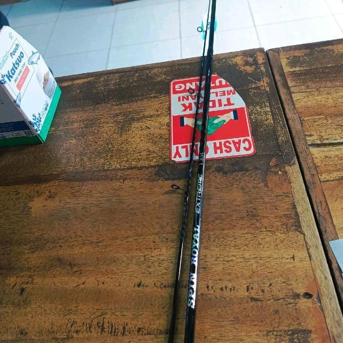 Joran Pancing Charm Spin Royal Extreme 1.8M 6-15Lbs untuk Memancing yang Lebih Baik