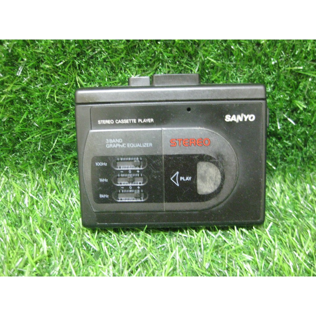 Walkman Sanyo MGP-29 pemutar kaset stereo normal siap pakai