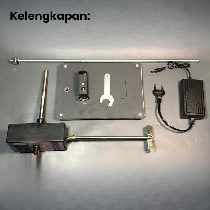Electric Over Stirrer Mixer Pengaduk Laboratorium 1200 Rpm 40W