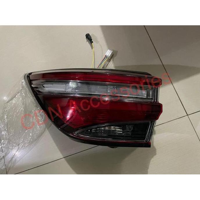 Stoplamp Fortuner Facelift/Lampu belakang Toyota New Fortuner Legender