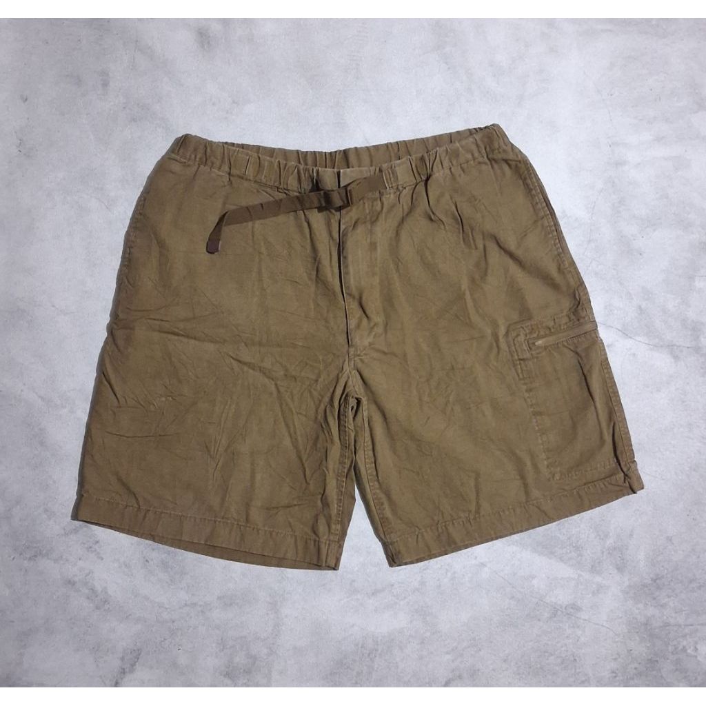 Celana Pendek Geared Utility Uniqlo U Coklat