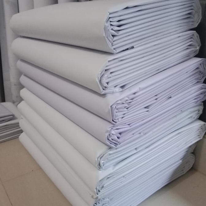 Bahan Spanduk Banner Polos Uk. 6mx12m Ketebalan 380GSM
