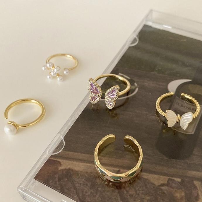 ORIGINAL Kristin - Ring Cicin Cincin Alloy Emas Simple Aesthetic Adjustable Aksen Kupu kupu Hias Opa