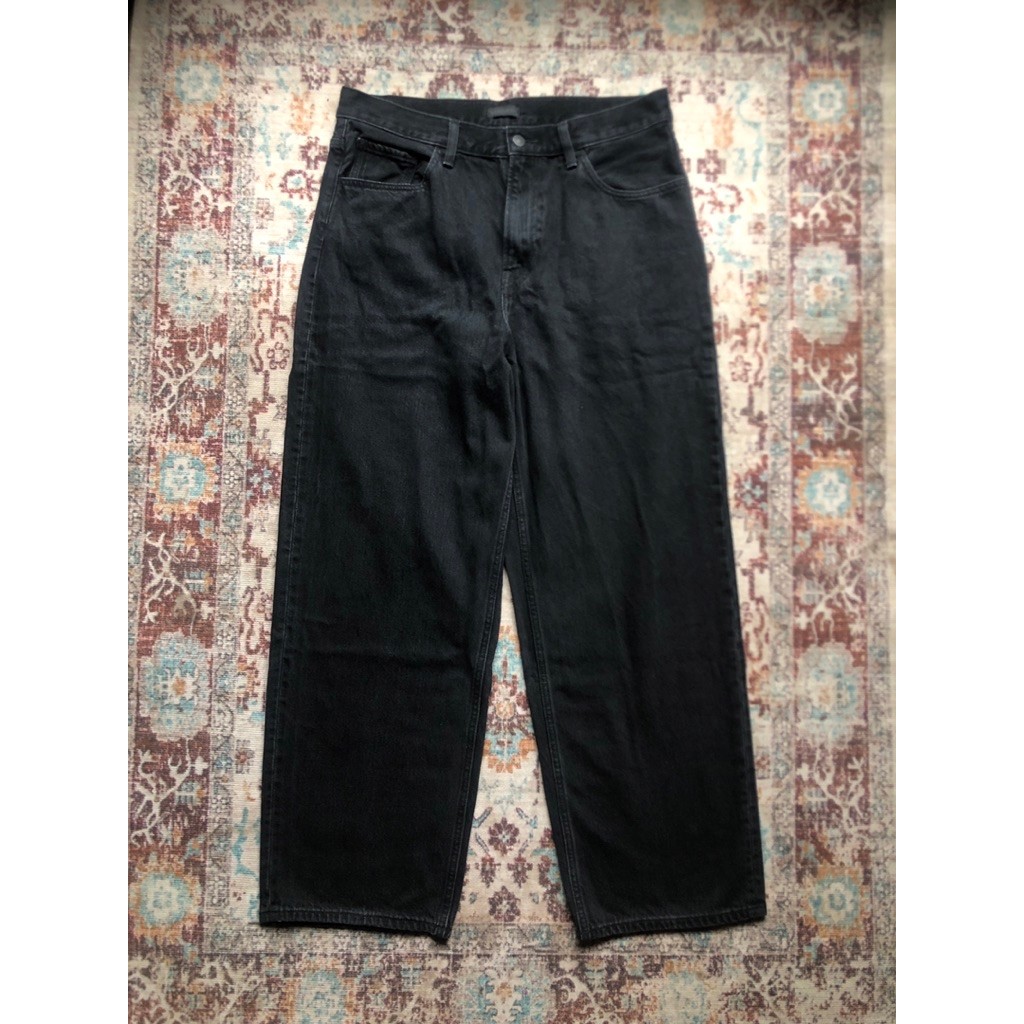 UNIQLO BAGGY JEANS