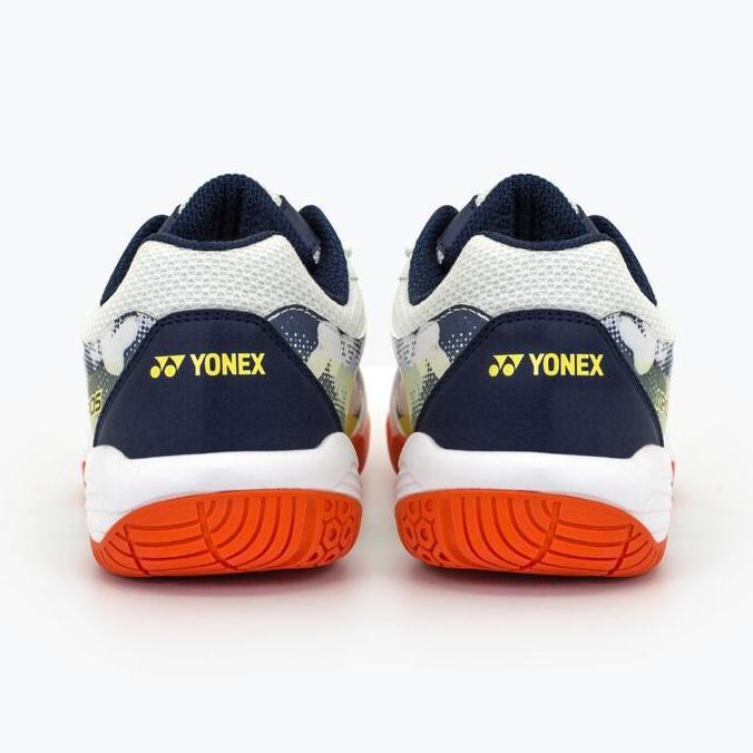 YONEX Badminton Shoes APIOS