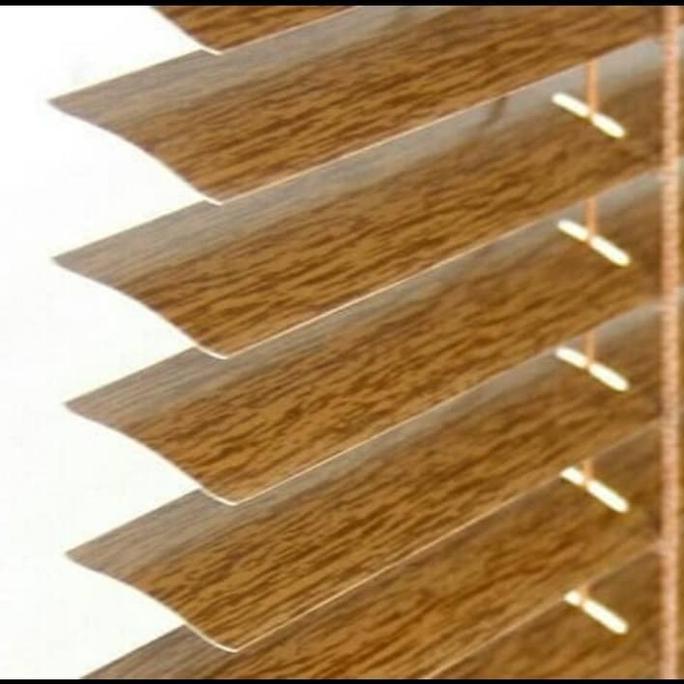 Horizontal Blind Wood Motif rna Kayu L. 100x T. 110