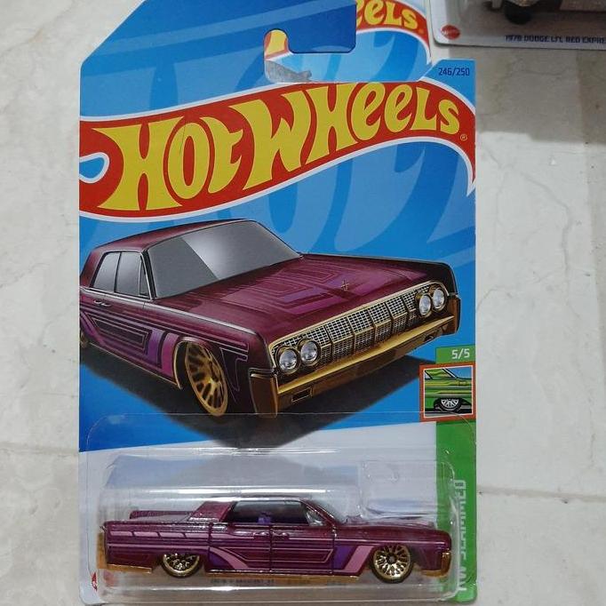 Hotwheels 64 lincoln continental hw slammed