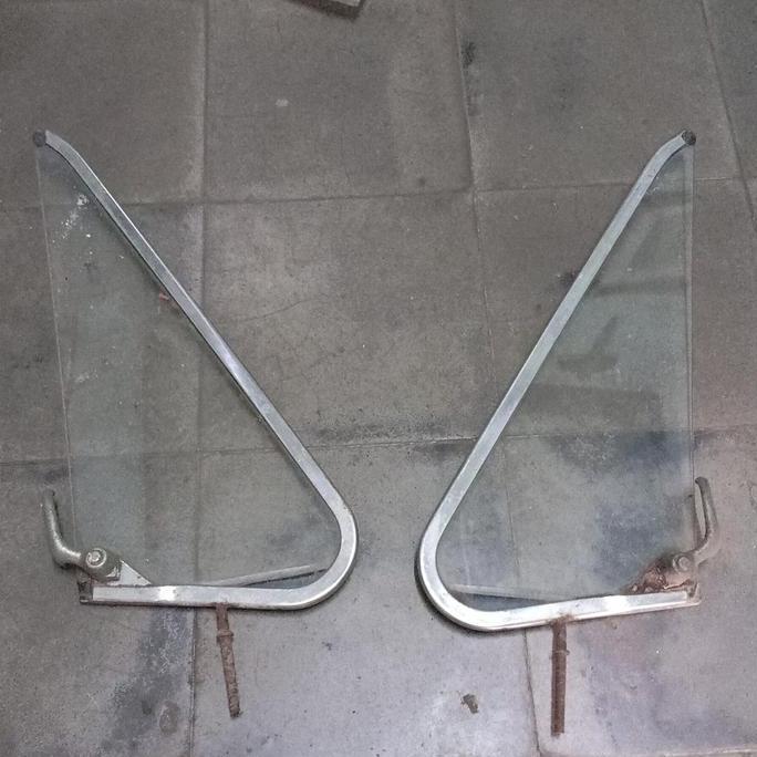 Triangle Window / Kaca Segita Honda N-360 N360