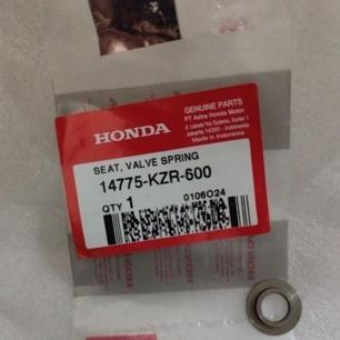 TERLARIS 14775 KZR 600 SEAL VALVE SPRING DUDUKAN PER KLEP VARIO 125 VARIO 150 BEAT FI ESP SCOOPY ORI