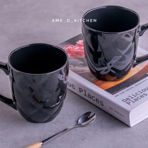Mug Souvenir/ Mug Bijian Keramik Hitam 600 Ml