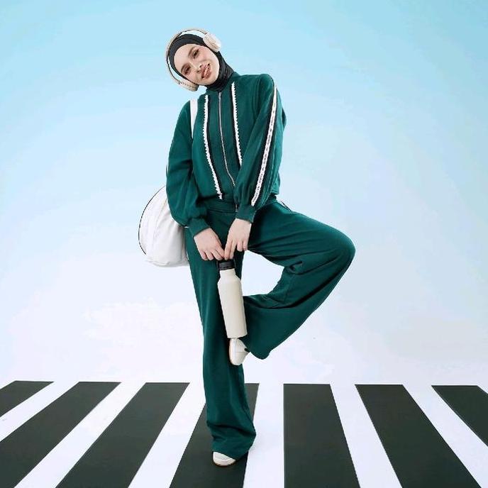 MANDJHA JESSY SET BY IVAN GUNAWAN Setelan