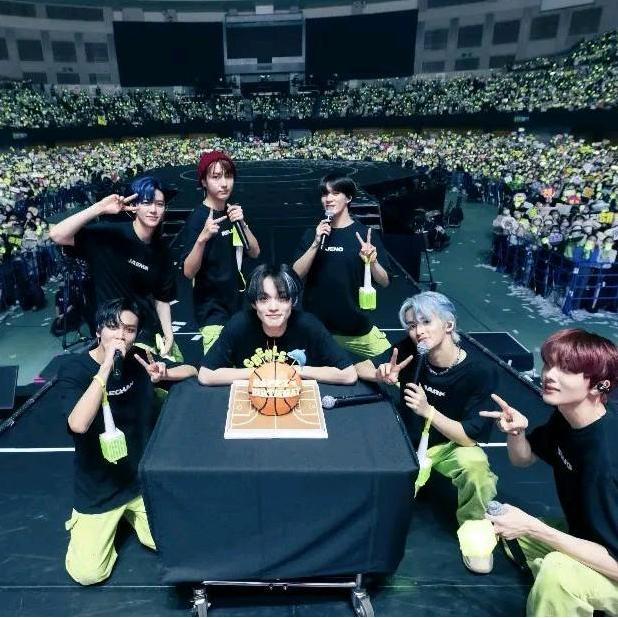 Ready KAOS nct dream in dream show version  IN JAPAN request nama