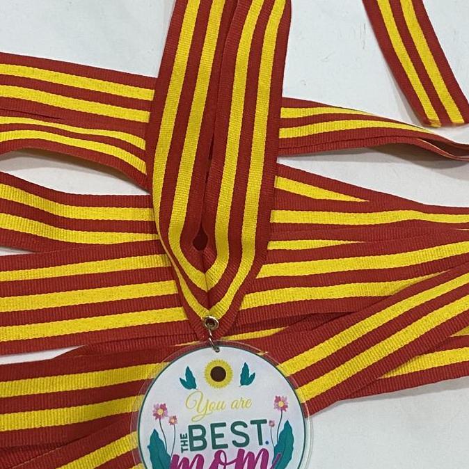 medali / medali akrilik / plakat / piala / medali murah / piagam