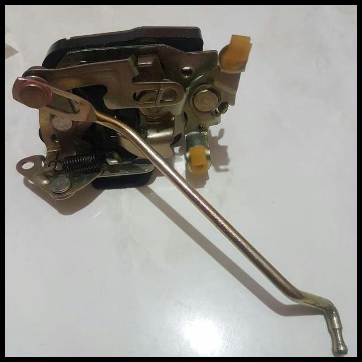 DISKON DOOR LOCK PINTU TOYOTA KIJANG SUPER 