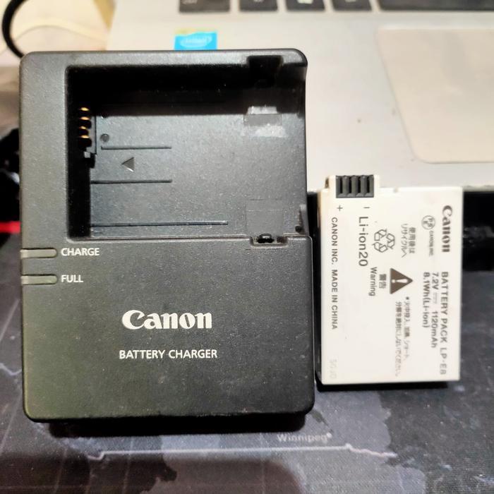 Baterai & Charger Canon Lc-E8 Battery Untuk Lp-E8 (For Canon Eos 700D/600D/650D,Bekas Original) New
