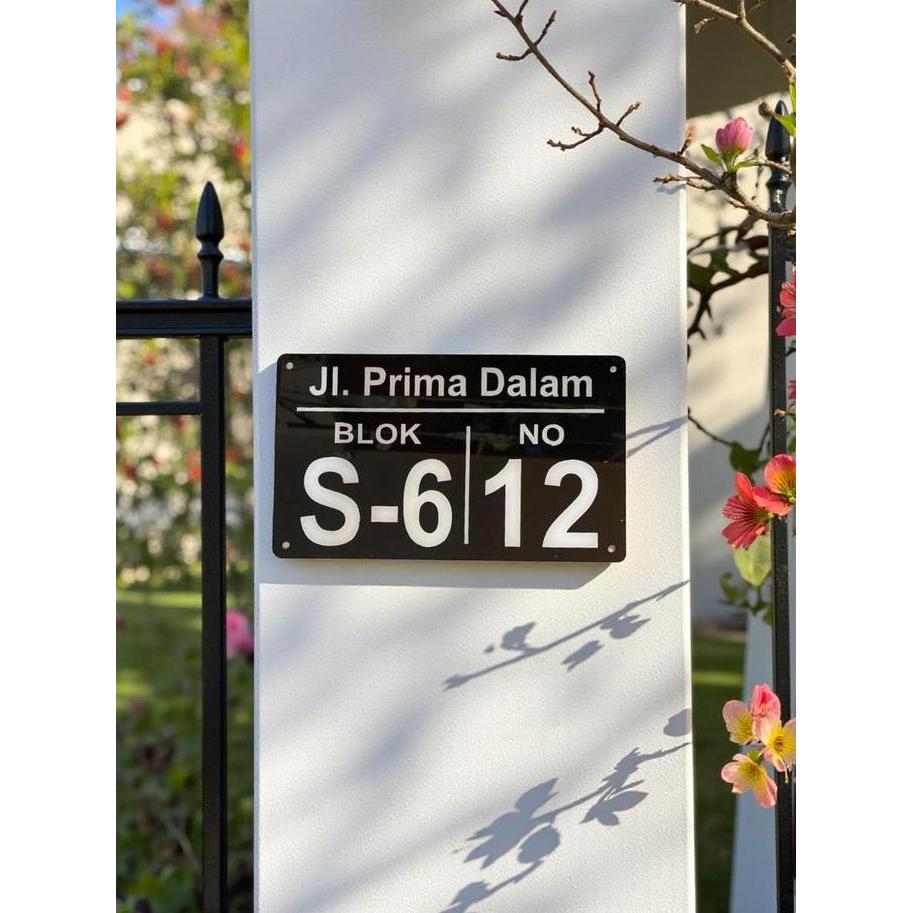 nomor rumah akrilik | papan nomor pintu kos | papan nama rumah akrilik