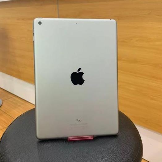 Second ORIGINAL iPad 6 / iPad 5 Generation wifi only REAL PICTURE 