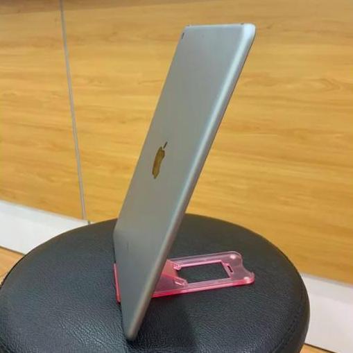 Second ORIGINAL iPad 6 / iPad 5 Generation wifi only REAL PICTURE 