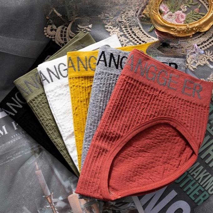 OVERAJA CODCelana Dalam Mid-Rise Super Lembut, Bahan Ice Silk Import Cepat Kering, Tidak Meninggalka