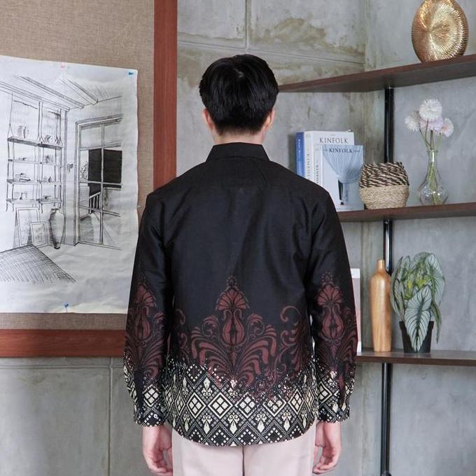 Swipe Up Kemeja Batik Pria Katun Slimfit Modern Lengan Panjang Motif  Kresna Black MS