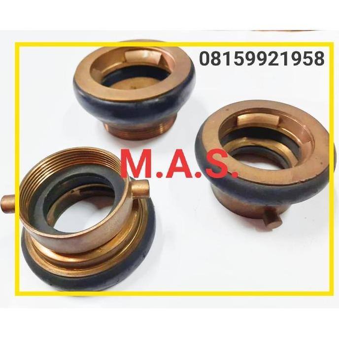 Adaptor MACHINO Perempuan Drat Dalam Luar 1,5in Coupling Pemadam 11/2"