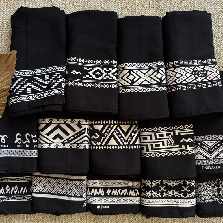 Ready Sarung Lontara Khas Bugis Sulawesi - Sarung Kekinian Pria Dewasa - Sarung Terlaris Original 10