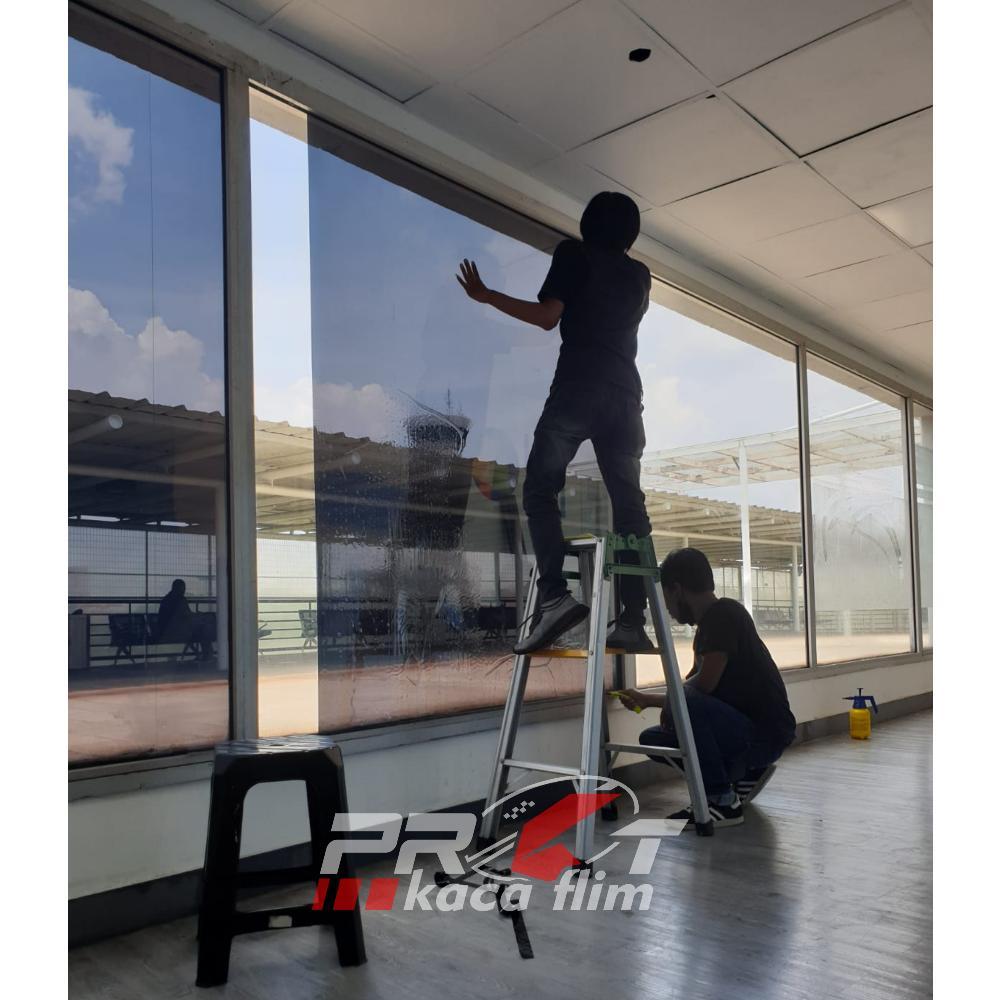 DISKON STIKER KACA FILM JENDELA RUMAH KACA FILM MOBIL RIBEN WARNA HITAM 40% 60% 80%