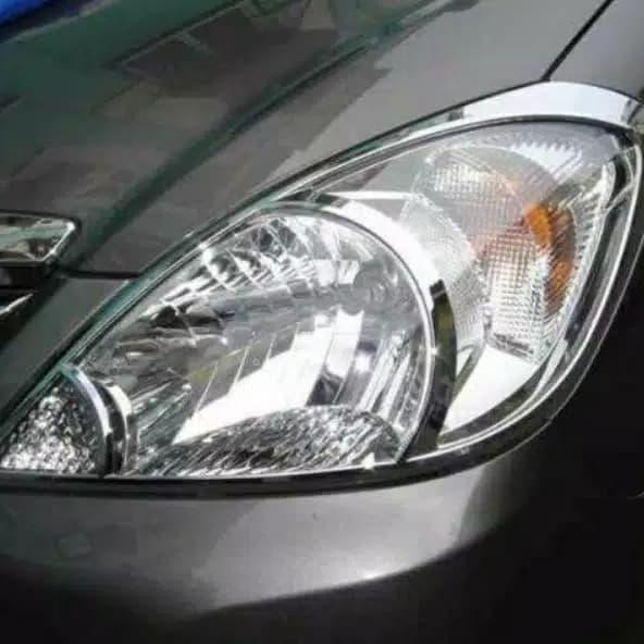 Garnis Lampu Depan Lama 2005 Innova