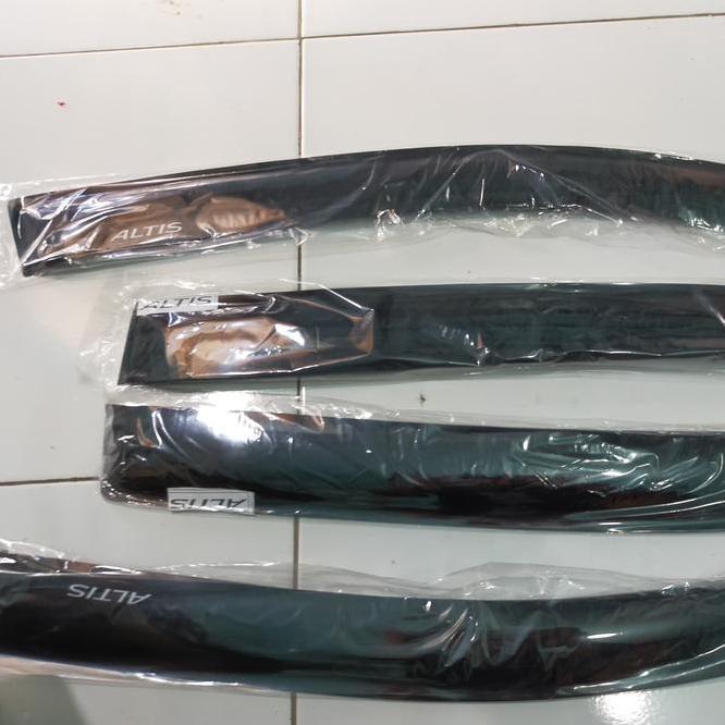 Talang Air Altis Altis 2001