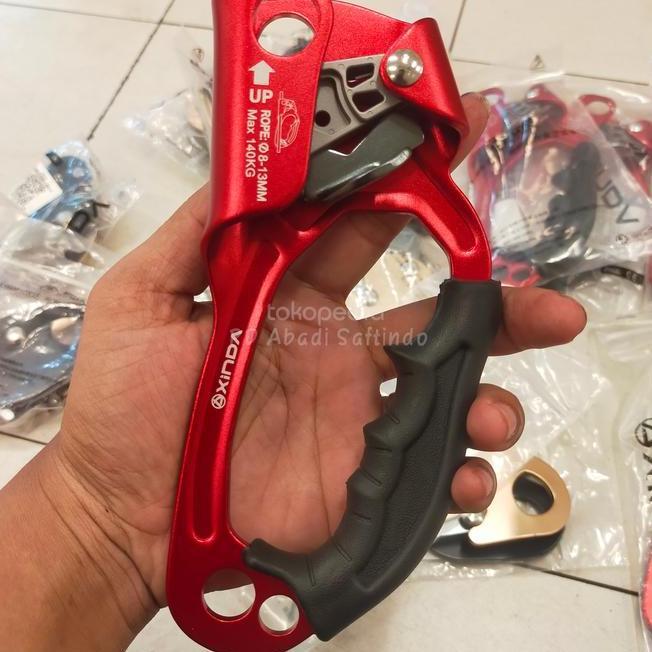 Ascander Jumar Xinda Alat Panjat