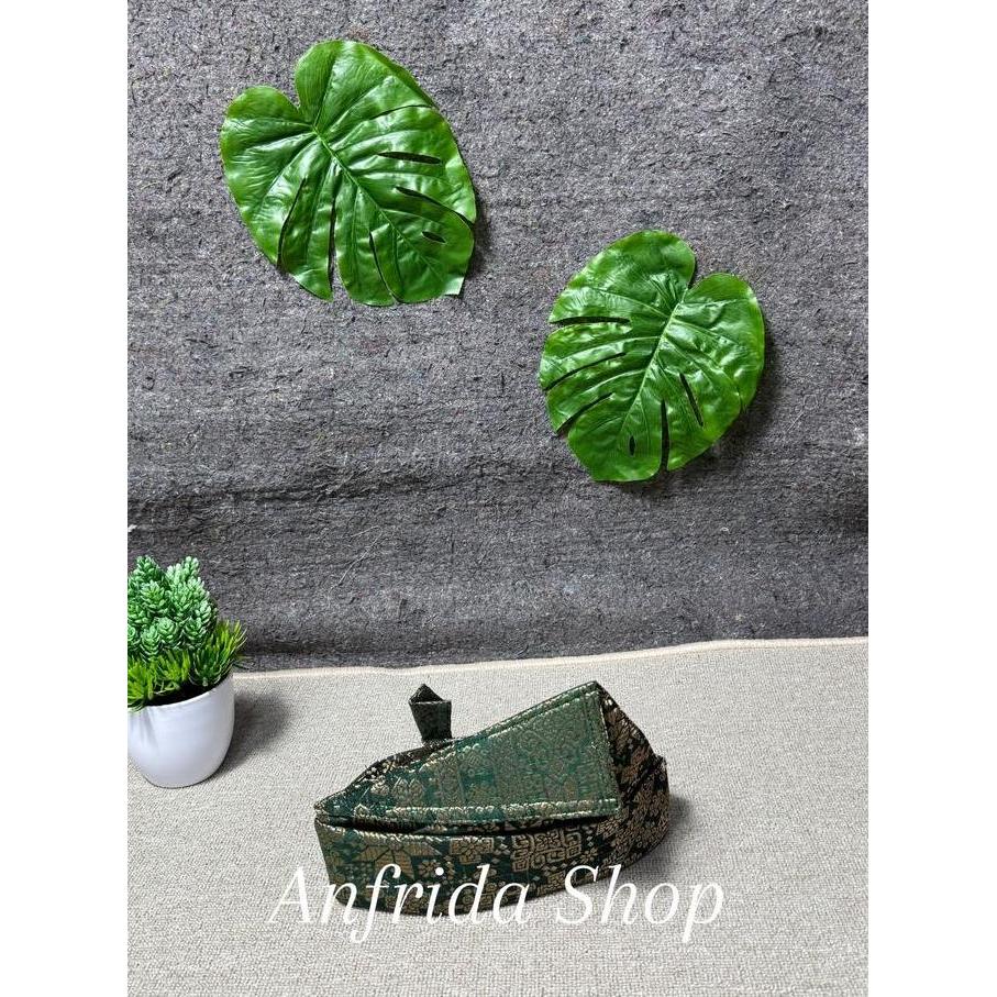 TANJAK MELAYU/TENGKOLOK SONGKET/TANJAK MELAYU SONGKET