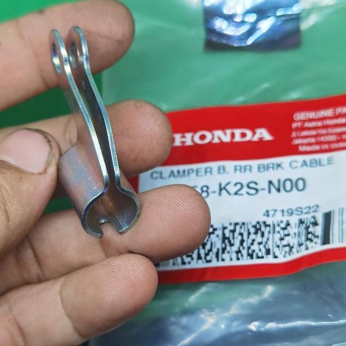 Ready Clamper B RR brake Cable Honda Vario 160 K2S original