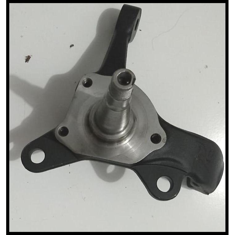 DISKON KNUCKLE AS RODA KIRI DEPAN ISUZU PANTHER KOTAK 