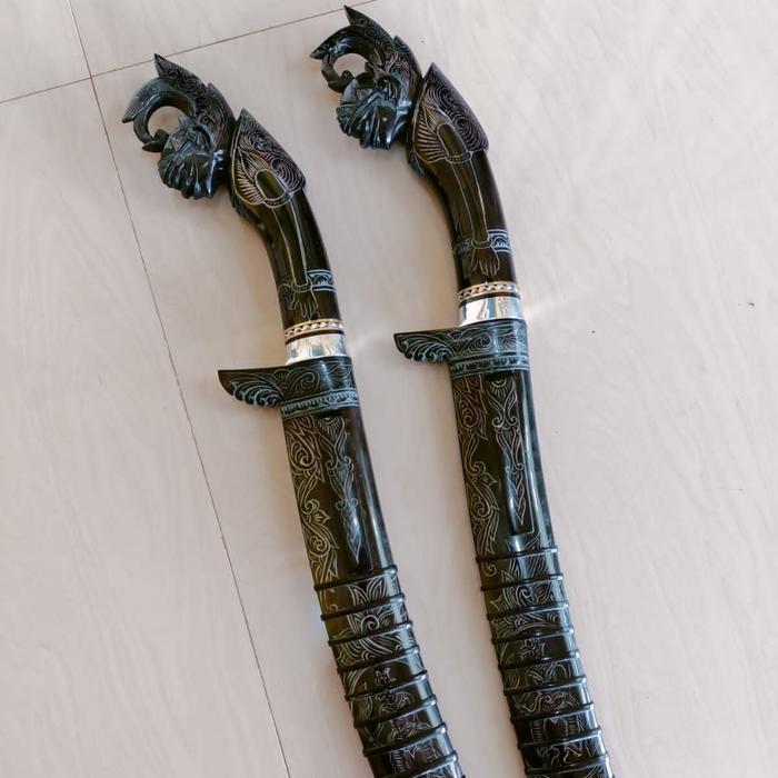 Golok Fulltanduk Fullukir Gatotkaca, Bilah Balikmipih Pamor 29-30cm