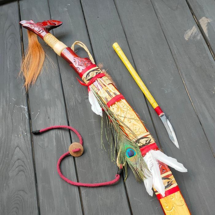 MANDAU VARIASI JIMPUL BAJA HITAM KHAS KALIMANTAN